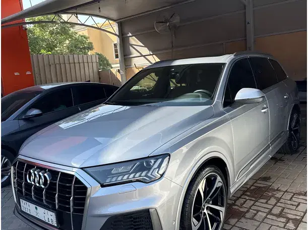 2022 Audi Q7 in KSA