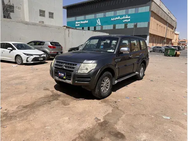 2015 Mitsubishi Pajero in KSA